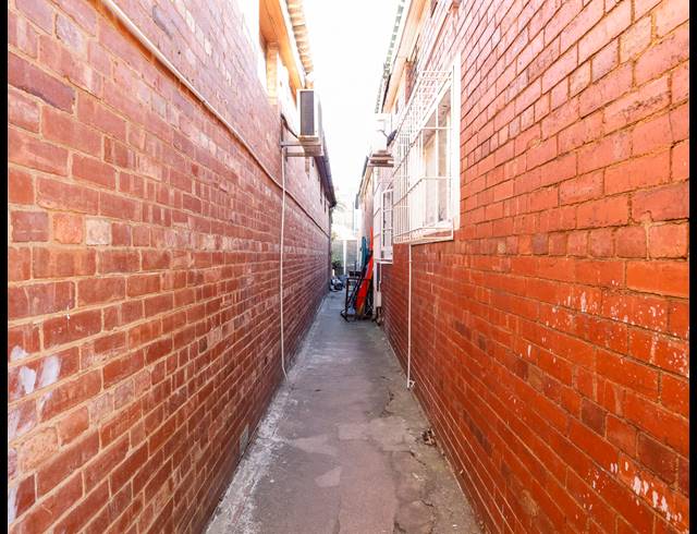 265M² BUILDING FOR SALE IN MUSGRAVE